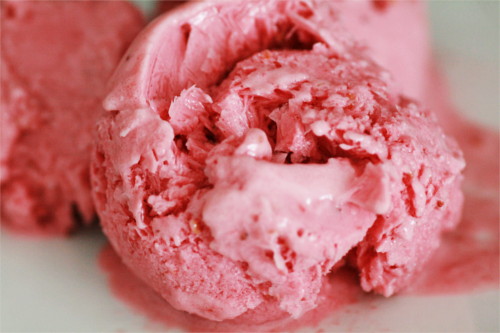 glace fruits rouges et fromage blanc