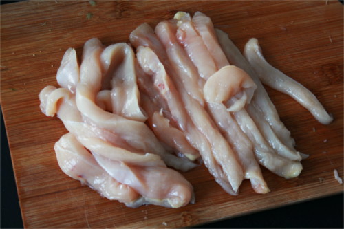 poulet coupÃ© en lamelles