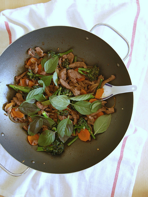 boeuf et brocoli frits au wok